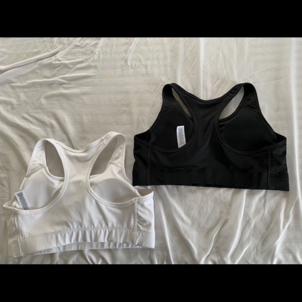 NWOT Nike sports bras - Picture 2 of 4